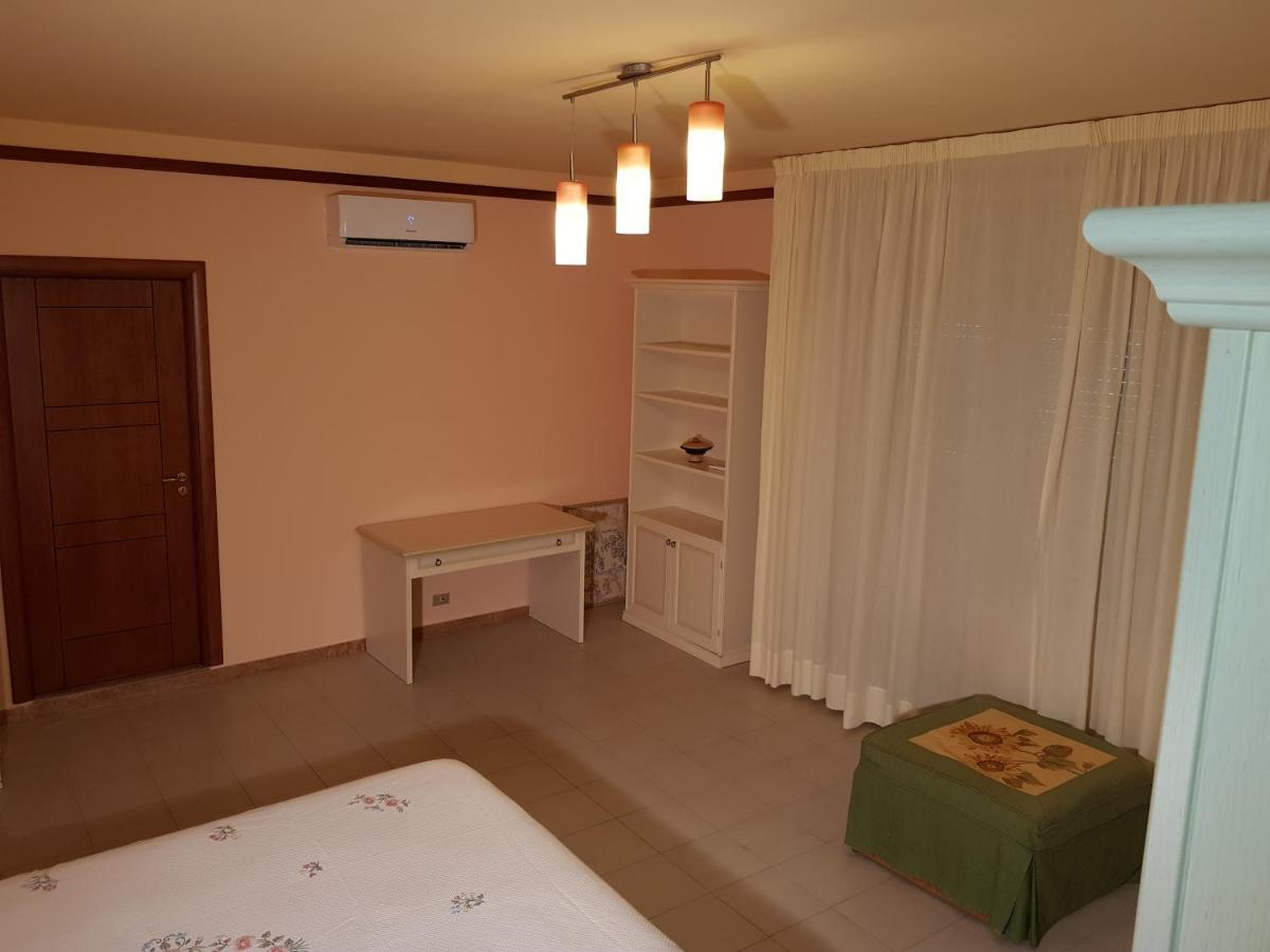 Stylish Apt Terina - Le Lincelle, Lamezia - Bright, Spacious, Elegant And With Terrace 圣欧费米亚拉默齐亚 外观 照片