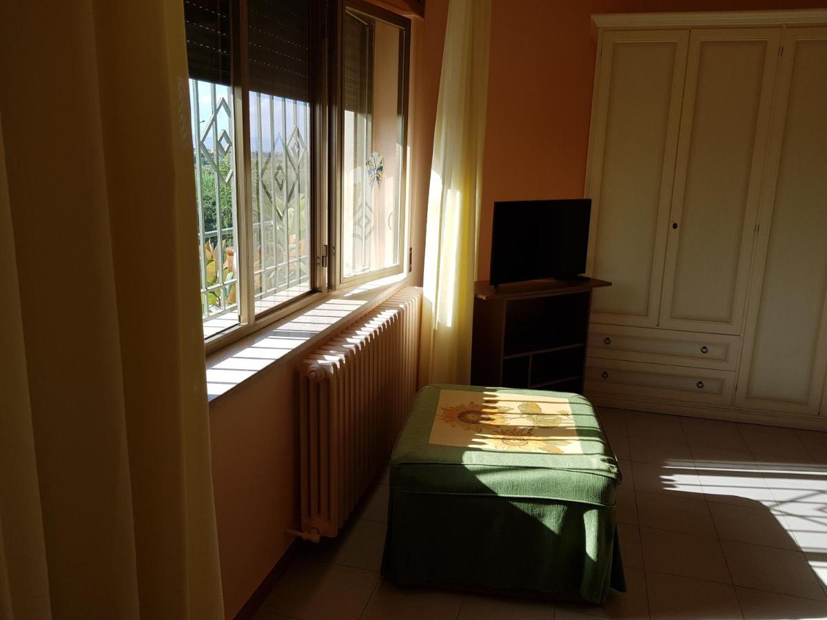 Stylish Apt Terina - Le Lincelle, Lamezia - Bright, Spacious, Elegant And With Terrace 圣欧费米亚拉默齐亚 外观 照片