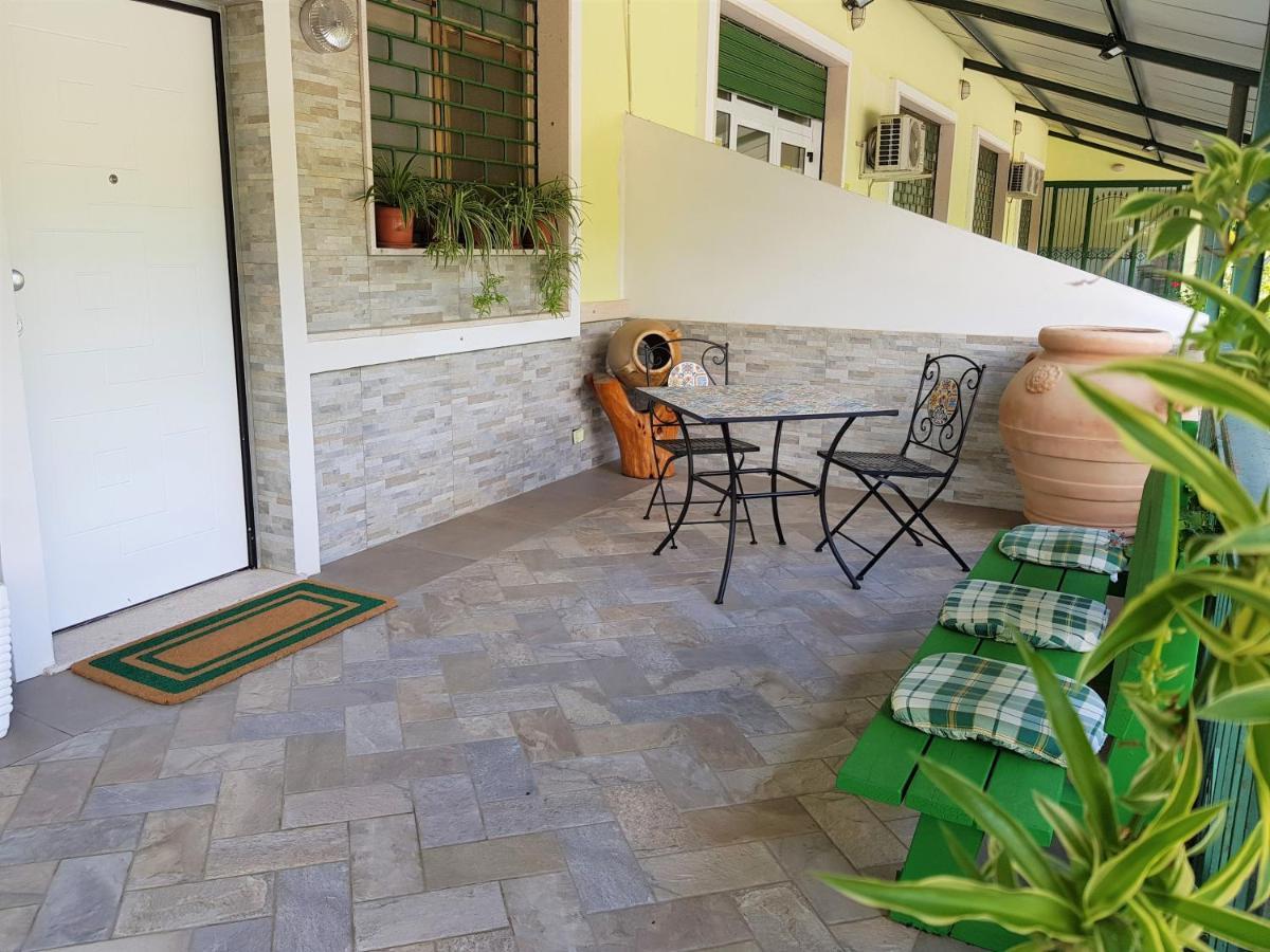 Stylish Apt Terina - Le Lincelle, Lamezia - Bright, Spacious, Elegant And With Terrace 圣欧费米亚拉默齐亚 外观 照片